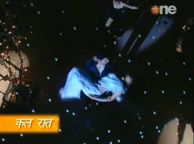 1218 - GEET - Hui Sabse Parayi - Caps IV