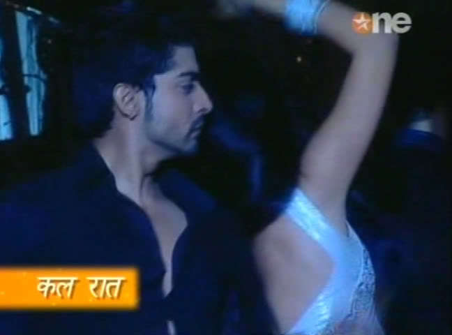 1219 - GEET - Hui Sabse Parayi - Caps IV