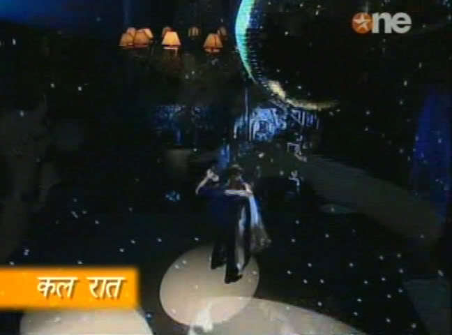 1227 - GEET - Hui Sabse Parayi - Caps IV