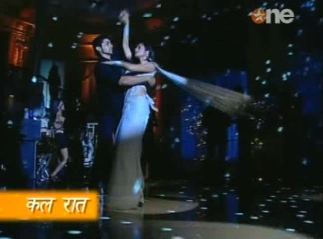 1229 - GEET - Hui Sabse Parayi - Caps IV