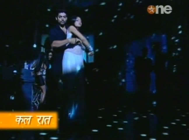 1230 - GEET - Hui Sabse Parayi - Caps IV