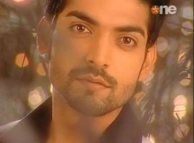 1033 - GEET - Hui Sabse Parayi - Caps IV