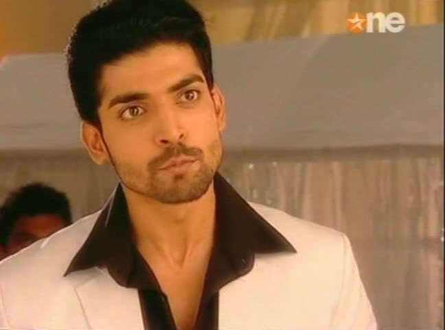 1156 - GEET - Hui Sabse Parayi - Caps IV