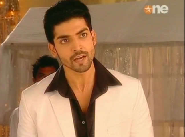 1166 - GEET - Hui Sabse Parayi - Caps IV