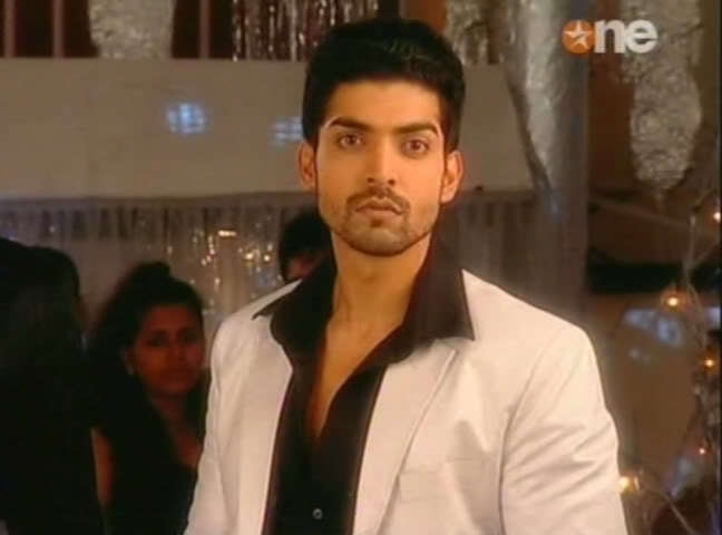 1240 - GEET - Hui Sabse Parayi - Caps IV