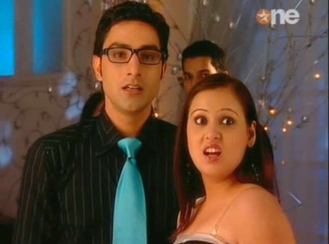 1241 - GEET - Hui Sabse Parayi - Caps IV