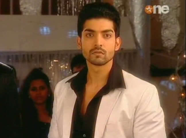 1246 - GEET - Hui Sabse Parayi - Caps IV