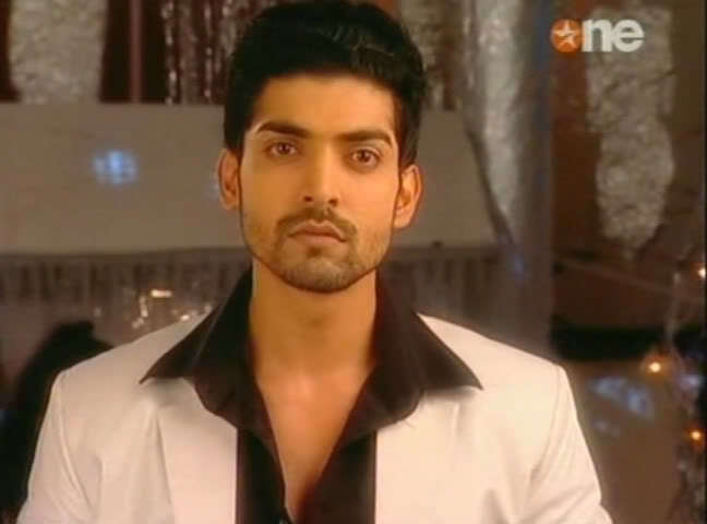 1256 - GEET - Hui Sabse Parayi - Caps IV