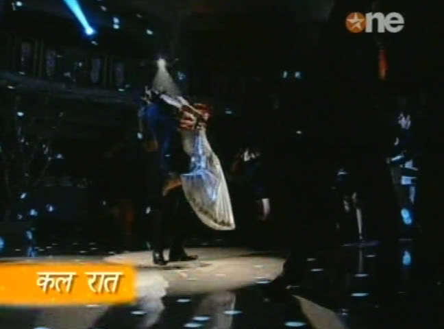 1297 - GEET - Hui Sabse Parayi - Caps IV