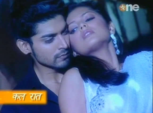 1298 - GEET - Hui Sabse Parayi - Caps IV