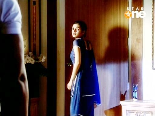 vlcsnap152859 - GEET - Hui Sabse Parayi - Caps IV