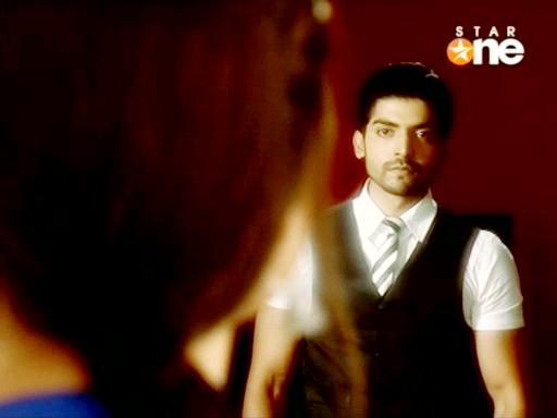 vlcsnap152866 - GEET - Hui Sabse Parayi - Caps IV