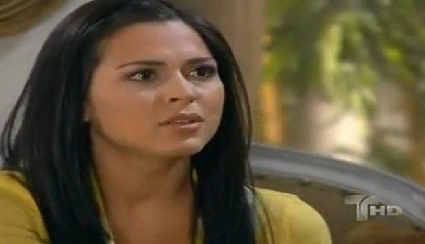 398766_320313894658097_294130037276483_1037667_415027890_n - Liannet Borrego
