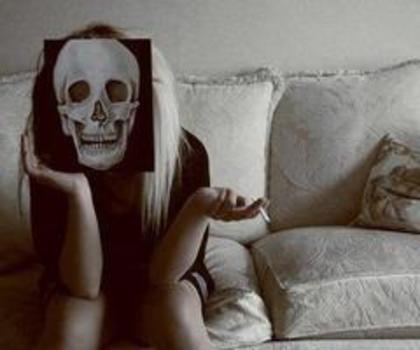 426351_351829134839697_100000378392227_1093919_1833411576_n_thumb - Artistice