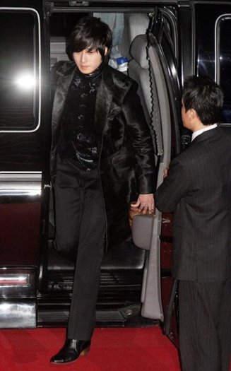 16243_182908339188_182897369188_2676699_3055788_n