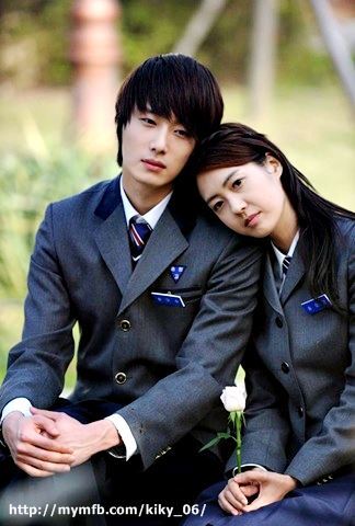 405915_146174065492418_100002994776101_188872_399236911_n