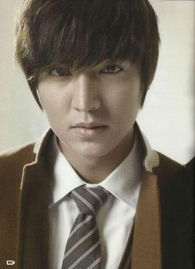 297346_306975055985581_149605571722531_1501381_843604050_n