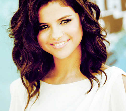 6112707447_828ff1dfec_z_large - 0    Selena Marie Gomez
