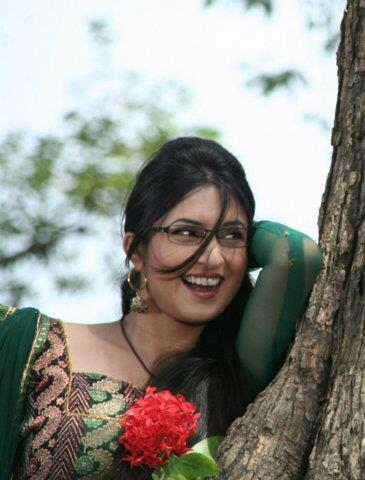 307000_2175319496711_1058547072_2405137_1577087147_n - divyanka tripathi