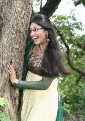 309202_2175319896721_1058547072_2405140_248113288_n - divyanka tripathi