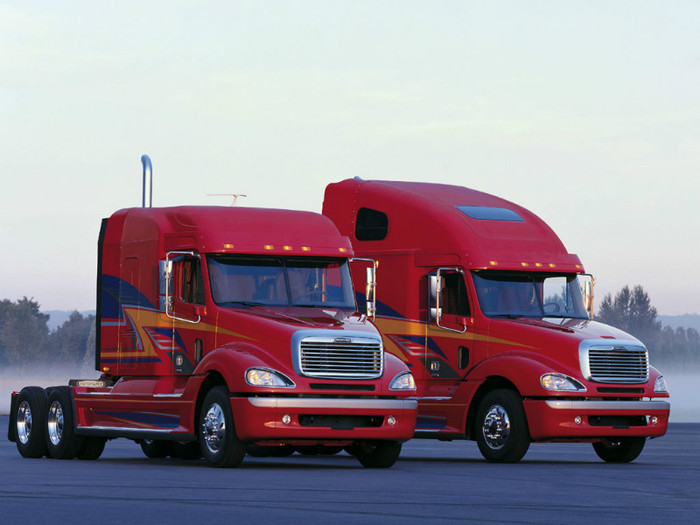 Freigthliner Trucks Wallpapers Red Freigthliner Cars Pictures - Tiruri