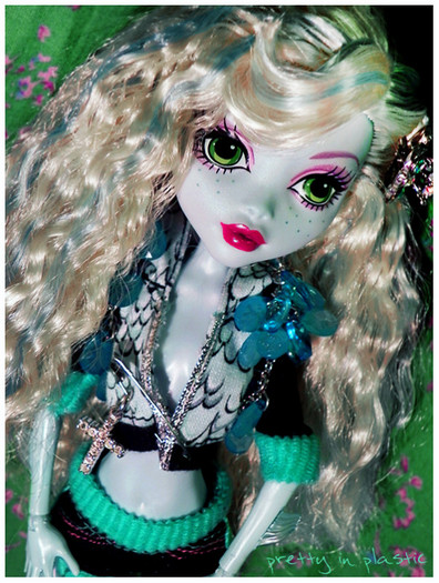 lagoona_blue_05_by_prettyinplastic-d32kjhx