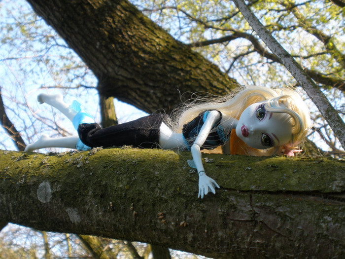 springtime_lagoona_blue_3_by_bj_lydia-d3ep37w