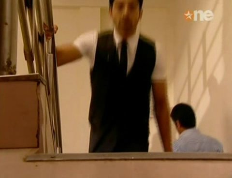 527cf4cc6db1537579cc_49 - GEET - Hui Sabse Parayi - Caps V