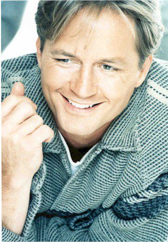 388722_173306152771361_107211252714185_211800_1134546059_n - Guy Ecker