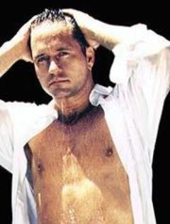 389474_336864656339706_262175280475311_1394901_80449945_a - Guy Ecker