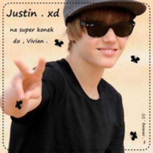 I'a te uita!Ce copilassi avem aici!:*..Peace ' Peace!:))