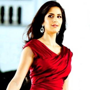 Katrina-Kaif-new-Wallpapers-5-300x300 - Katrina Kaif