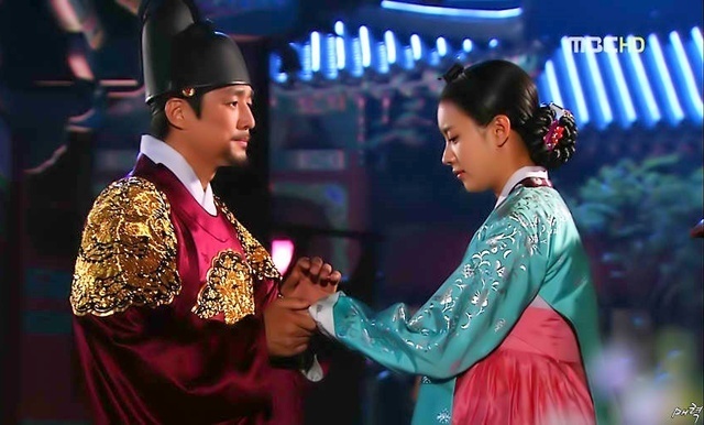 33772145_YXMIDQPZO - Koreea love