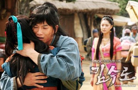 42396050_UESTGUNGC - Koreea love