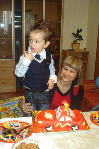 intii gust eu tortul