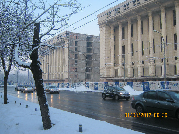 cladiri incepute si neterminate - bucuresti 2012