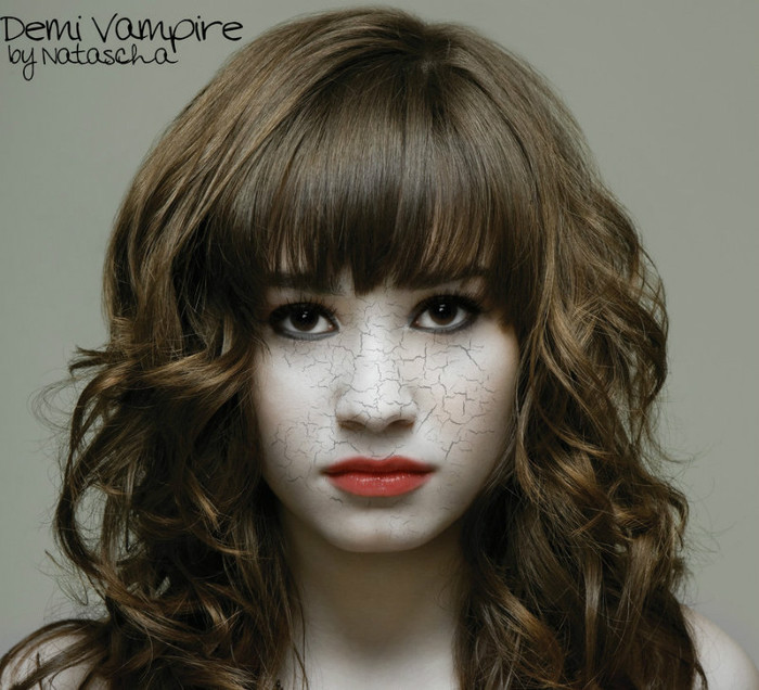 demi_lovato_vampire_by_nataschamyeditions-d3eimzc - demi lovato vampir