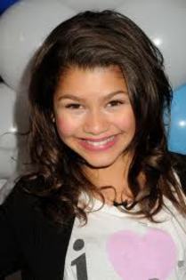 images (10) - Zendaya Coleman