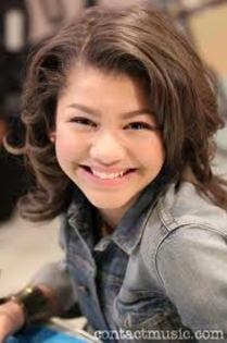 images (19) - Zendaya Coleman