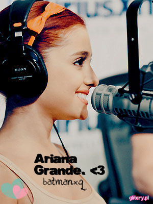 0108264767 - Ariana Grande