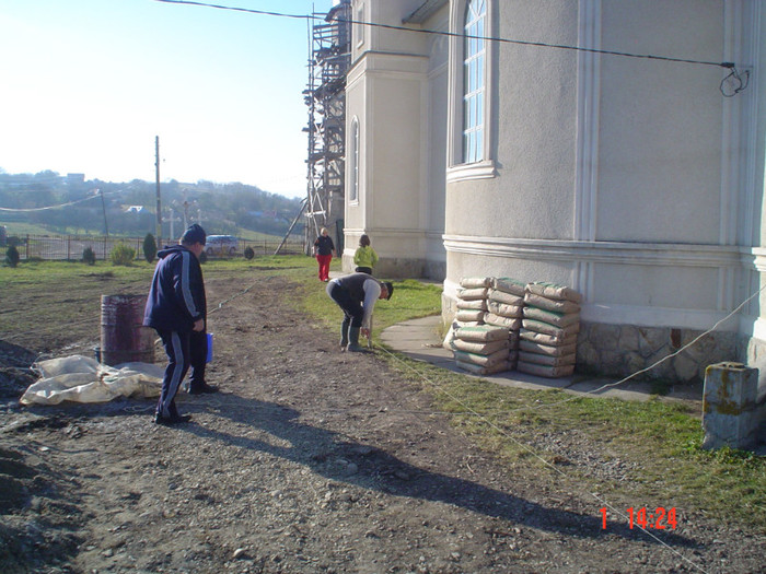 DSC02740 - Foto CIMITIR ALEI PORTI CLOPOTNITA 2010 Noembrie