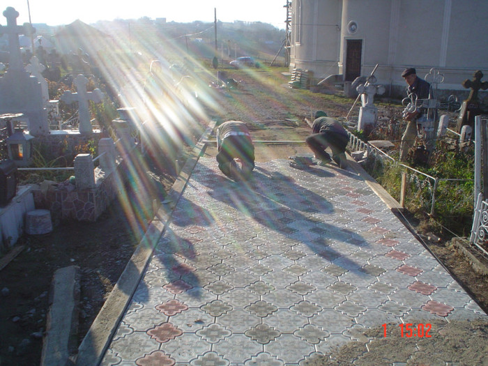 DSC02758 - Foto CIMITIR ALEI PORTI CLOPOTNITA 2010 Noembrie