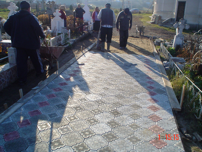 DSC02769 - Foto CIMITIR ALEI PORTI CLOPOTNITA 2010 Noembrie