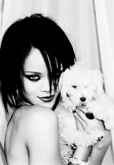 Rihanna poza 13 - Poze cu Rihanna