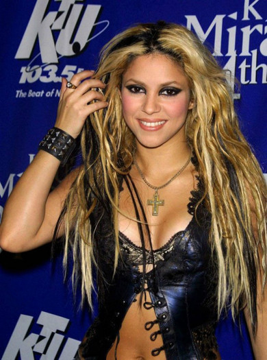 Shakira poza 13 - Poze cu Shakira