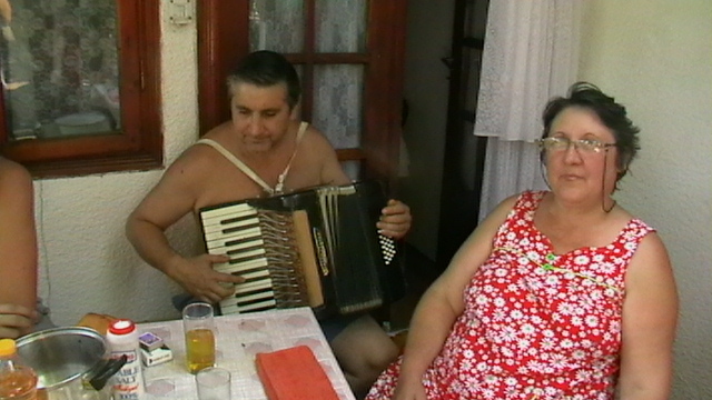 amintirile ma chinuiesc....