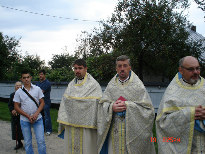 DSC00792 - Sfintirea Bisericii din Soimaresti 2011