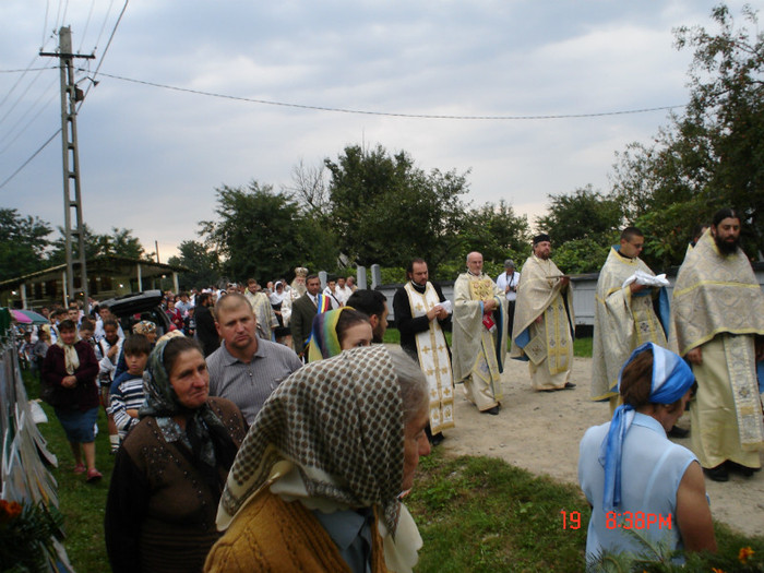 DSC00802 - Sfintirea Bisericii din Soimaresti 2011