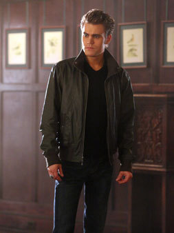 cw-tvd-episode-photo-312_105623-7652db-253x338 - Paul Wesley