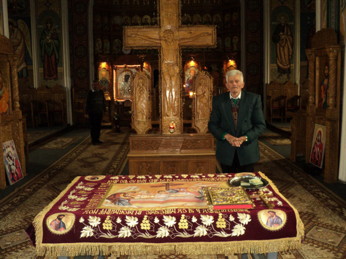 DSC05783 - Diverse slujbe din saptamana patimilor pana la Izvor 2011